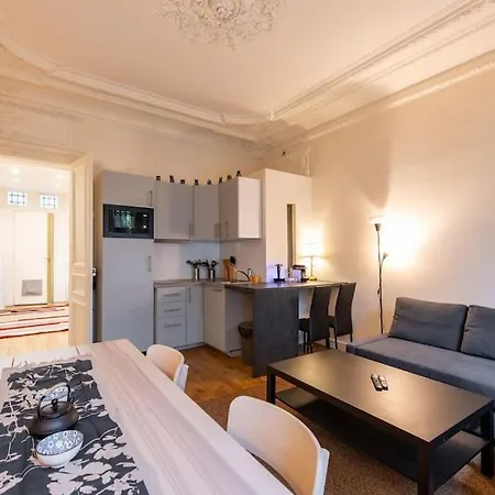 Appartamento Morland - And Cozy Near The Seine *